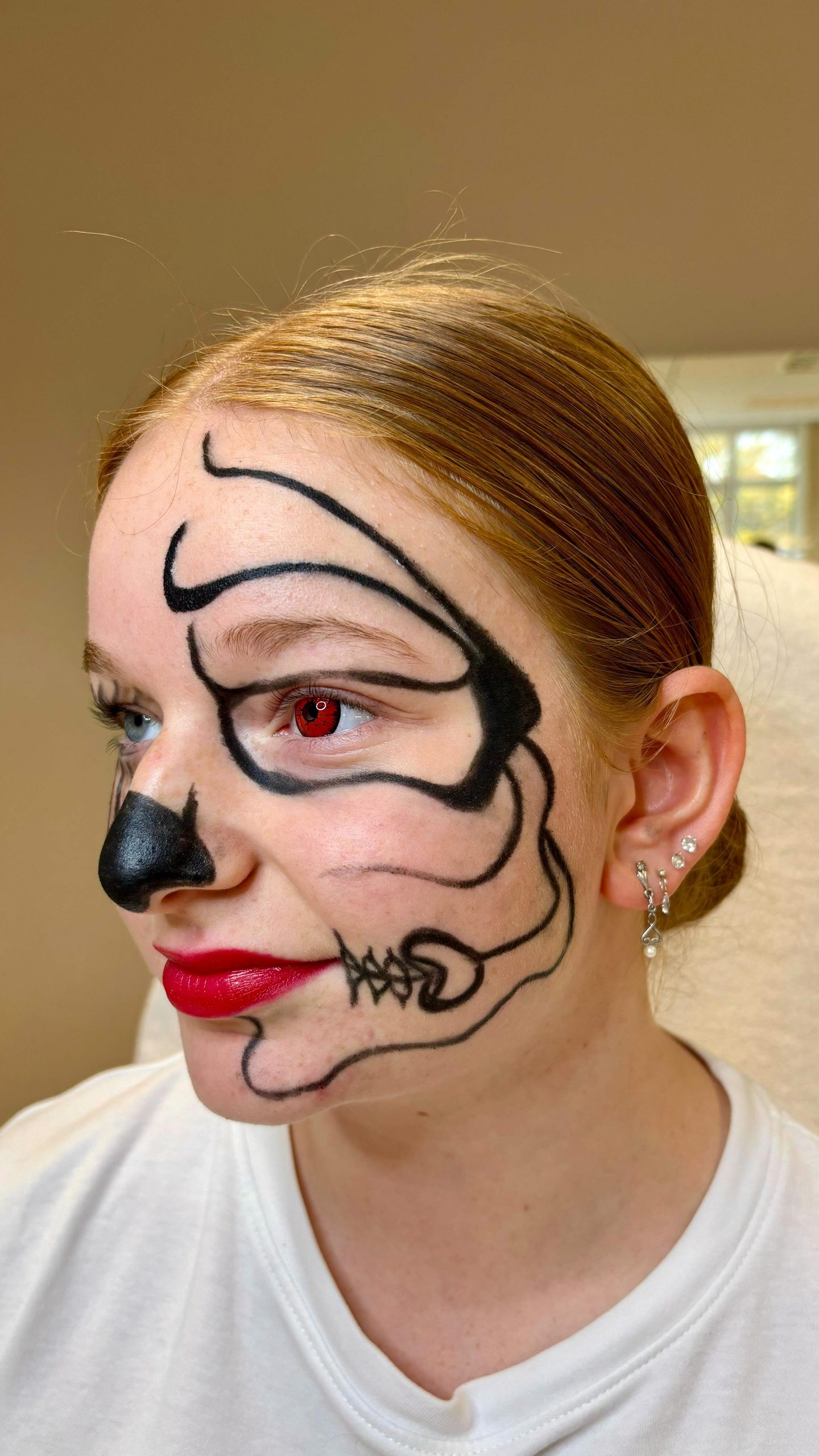 🎃👻 HAPPY HALLOWEEN! 👻🎃

Unsere angehenden #Kosmetikerinnen in #Lüneburg haben wieder ganze Arbeit geleistet und sich in schaurig schöne #Halloween Gestalten verwandelt! 🤩 Richtig gut! 😀 👍🏻

Euch allen einen schönen #Reformationstag und einen schaurig schönen Halloween Abend! 👻😶‍🌫️😱🕷️🕸️🧙‍♀️

#kosmetikausbildung  #staatlichgeprüft #machtdenunterschied #wirbildenaus #gesundheitsberufe #beautyexperte #gesundehaut #gesundeernährung #Braunschweig #niedersachsen #derbestemixauspraxisundtheorie #kosmetikinstitut