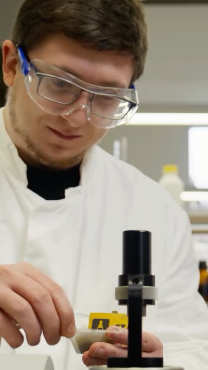 Du suchst eine Ausbildung mit Zukunft, Praxis und echten Karrierechancen? 👀✨

Willkommen an den Dr. von Morgenstern Schulen in Braunschweig & Lüneburg 💙

Ob Kosmetik, PTA, CTA oder BTA — bei uns lernst du nicht nur Theorie, sondern sammelst echte Praxiserfahrung für deinen Traumberuf 🚀

✔ moderne Ausbildung
✔ spannende Praxis
✔ persönliche Betreuung
✔ tolle Karrierechancen
✔ familiäre Atmosphäre

Starte deine Zukunft mit uns ✨

📍 Braunschweig: Kosmetik, PTA, CTA & BTA
📍 Lüneburg: Kosmetik & PTA

Du hast Fragen zur Ausbildung oder Bewerbung?
📲 Schreib uns einfach per WhatsApp: Braunschweig 0162 7638976 oder Lüneburg 0172 6640082

Mehr Einblicke in unseren Schulalltag findest du hier:
@morgenstern_schulen

#pta #cta #bta #kosmetikschule #ausbildung2026